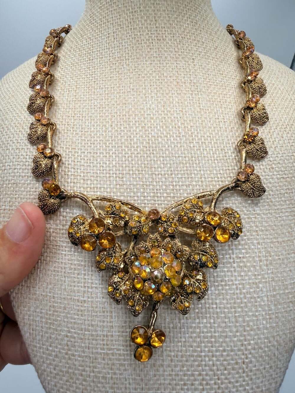 Vintage Gold Tone Amber Rhinestone Statement Necklace 14 Inch